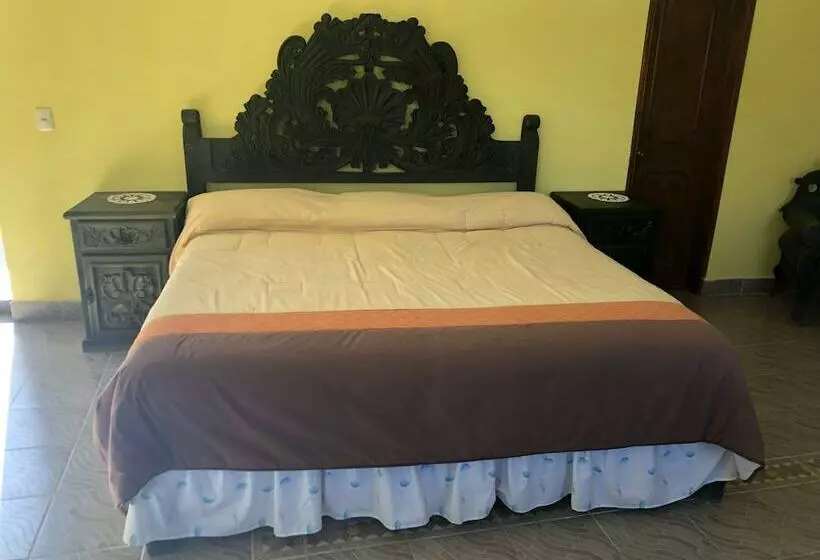 Hotelli Ricardos