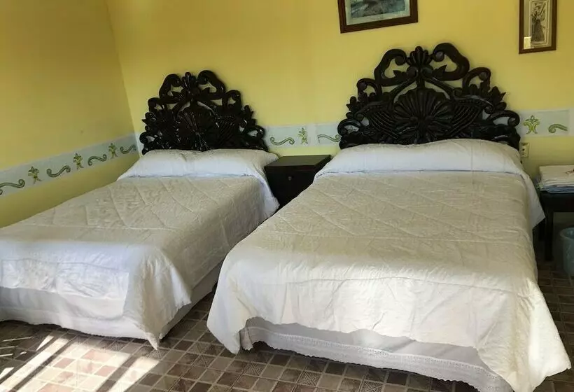 Hotelli Ricardos