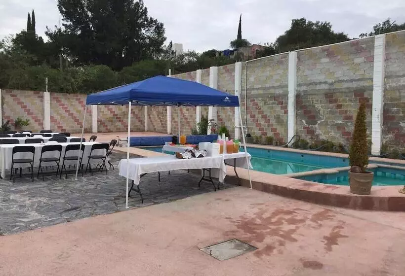 Hotelli Ricardos