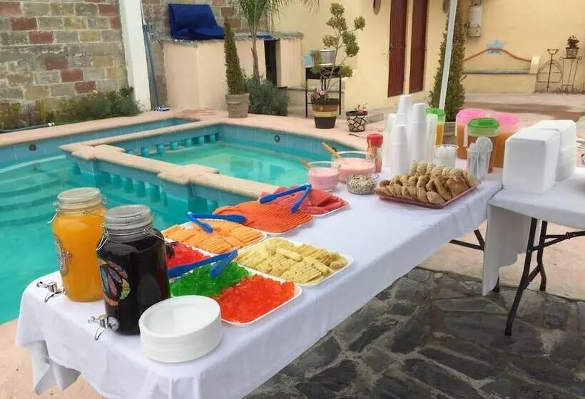 Hotelli Ricardos