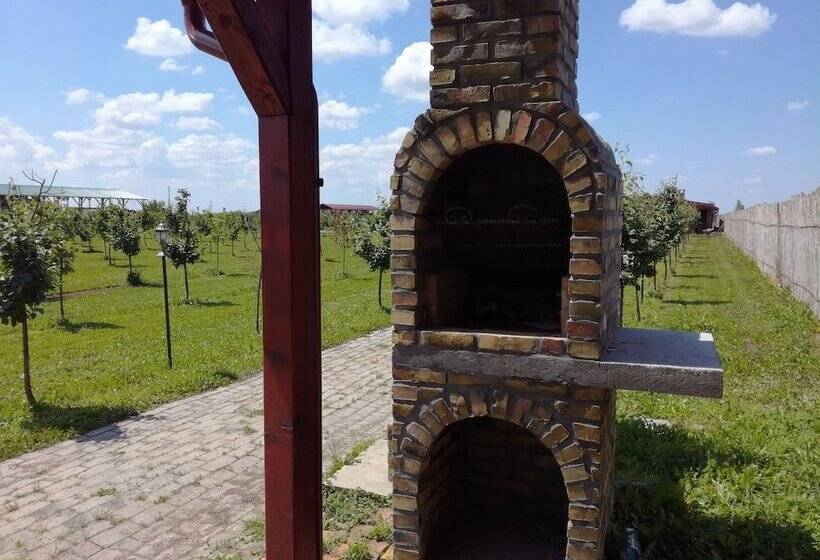 هتل روستایی Salaš Farma 47 Miris Dunja