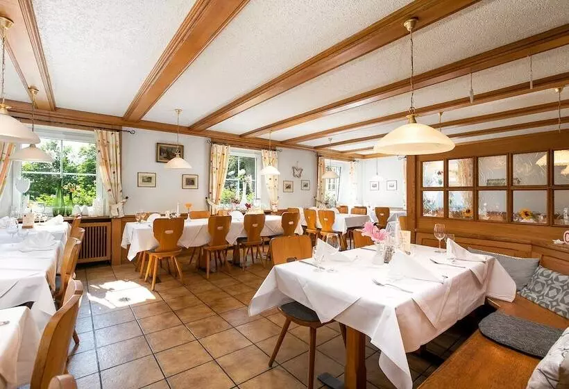 Majatalo Gasthaus Zur Blume