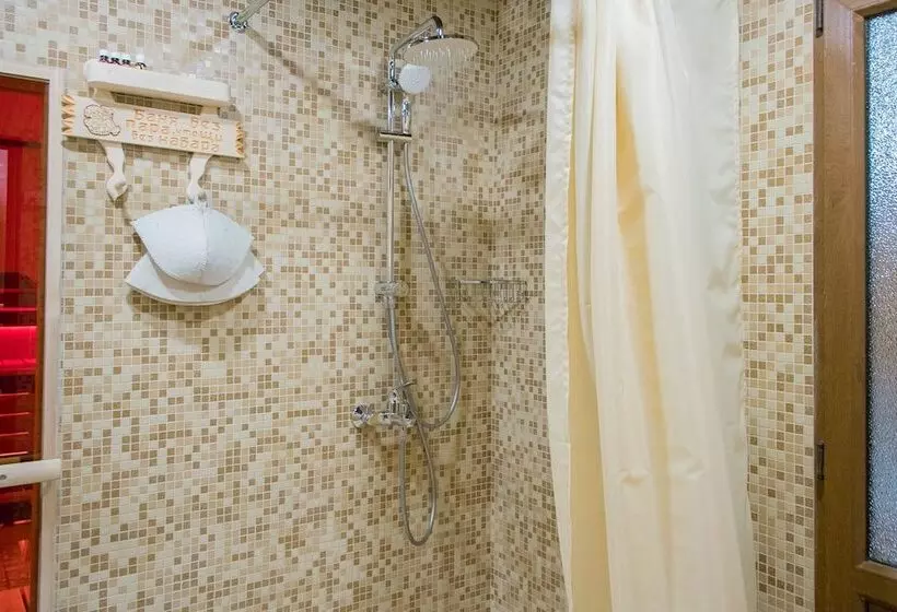 پانسیون Guesthouse Usadba
