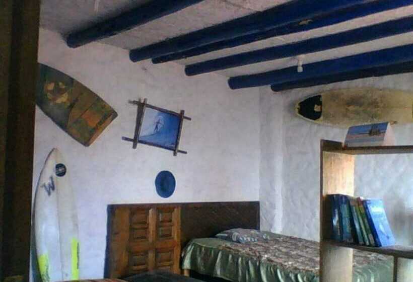 ペンション Huanchaco Surf Camp