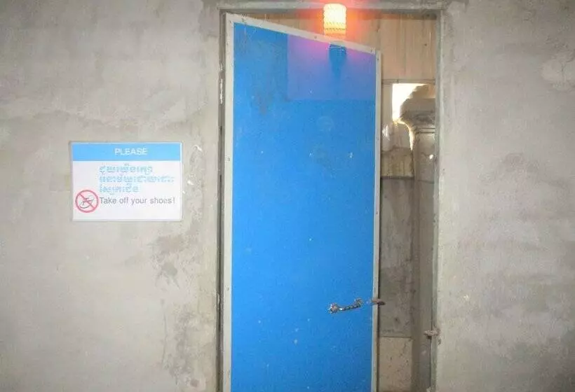 ペンション The Happy Family House