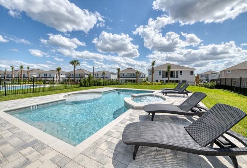 Villa In Encore Resort At Reunion 3458