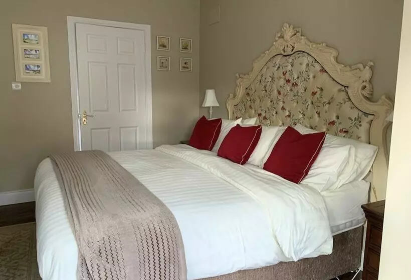Aamiaismajoitus (B&B) Arden Bungalow