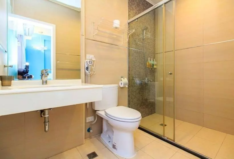 تختخواب و صبحانه Silimu Hostel
