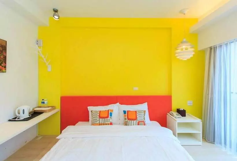 تختخواب و صبحانه Silimu Hostel