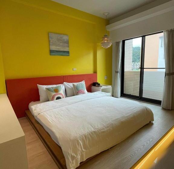 تختخواب و صبحانه Silimu Hostel