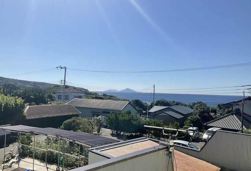 Guesthouse Koizumi  Hostel