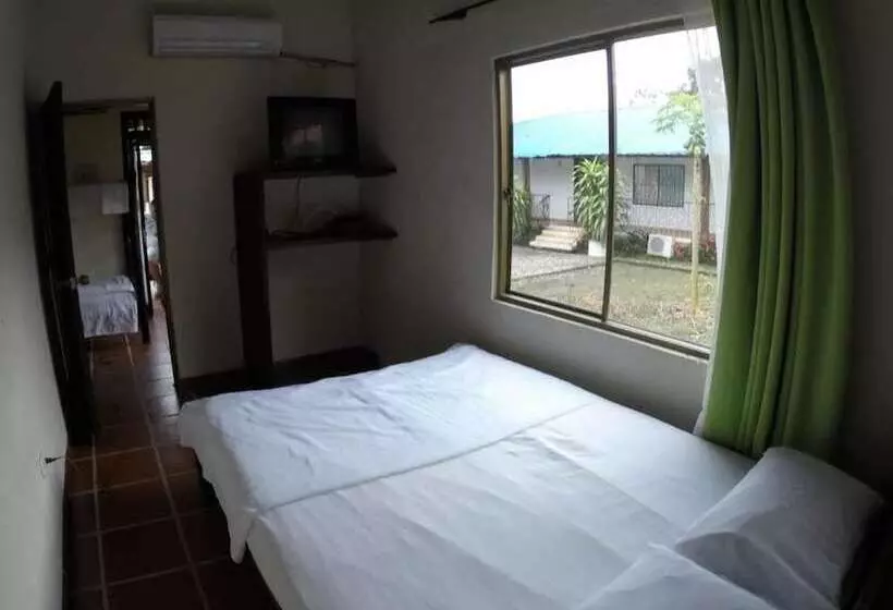 Hotelli Cabañas El Samán