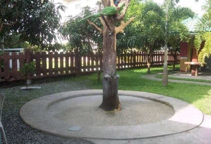 בית מלון כפרי Cozy Place Resort