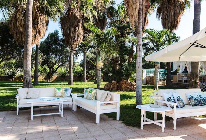 هتل Oasis Studios