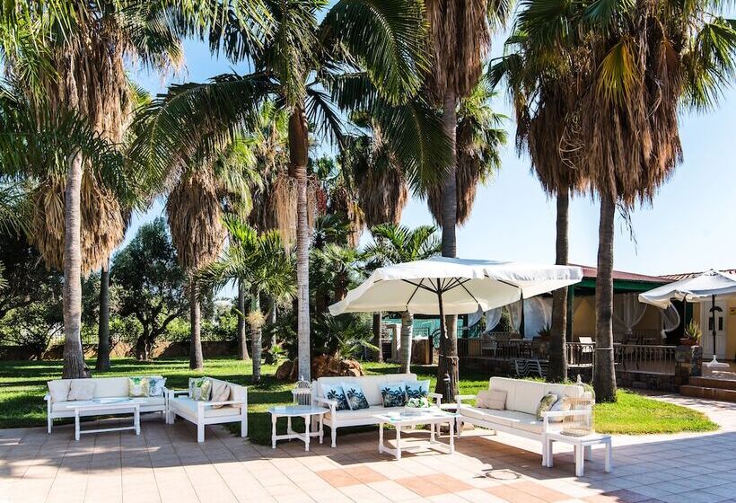 هتل Oasis Studios