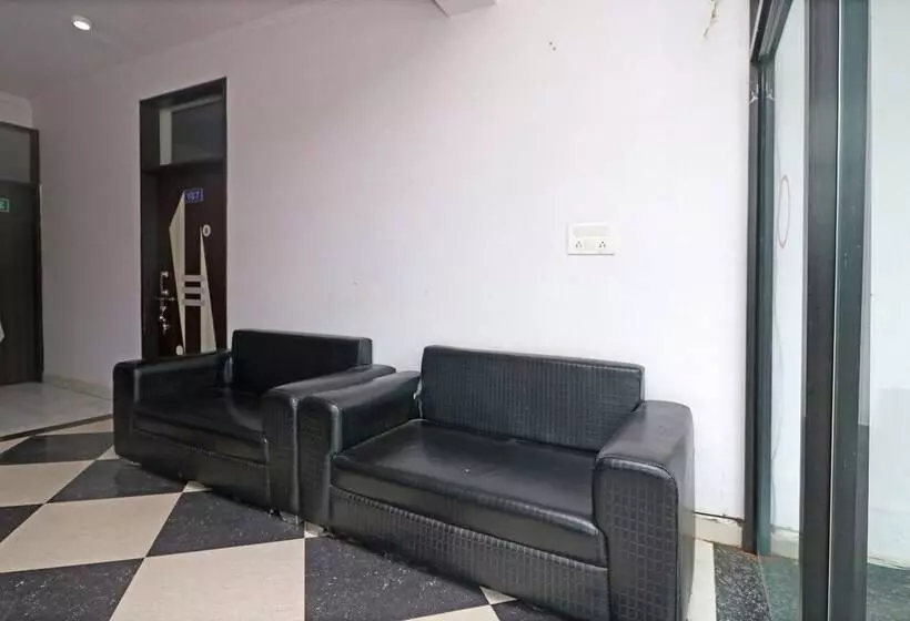 Hotelli Oyo 45787 Mangalam Resort