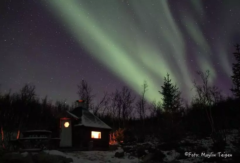 ホテル Svensby Tursenter