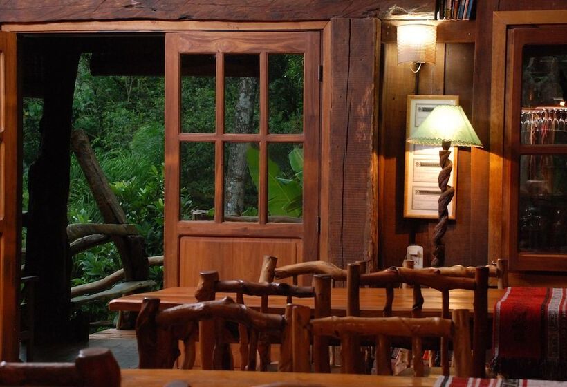 Hotel Tacuapí Lodge