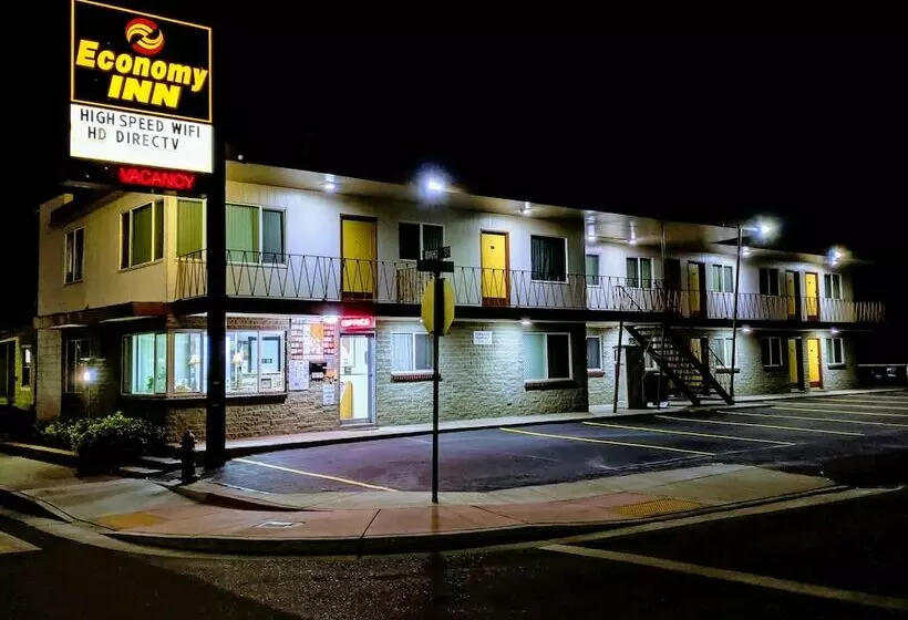 مُتل Economy Inn