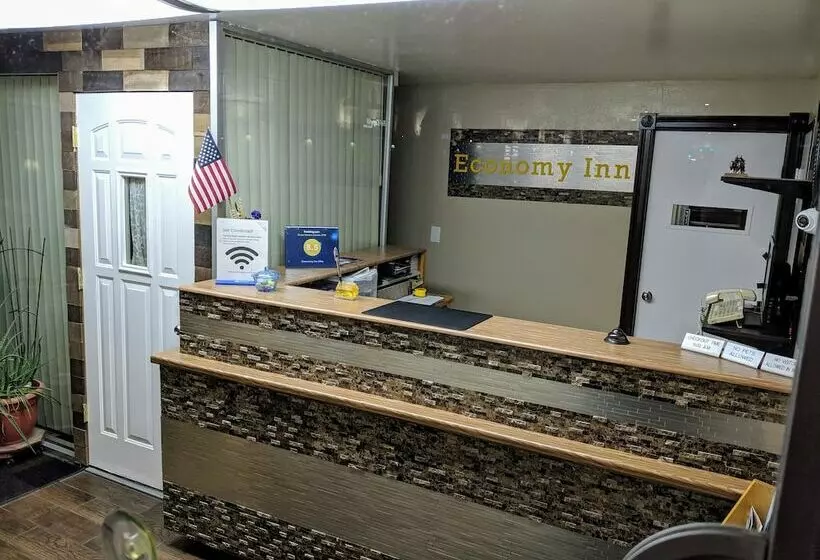 مُتل Economy Inn
