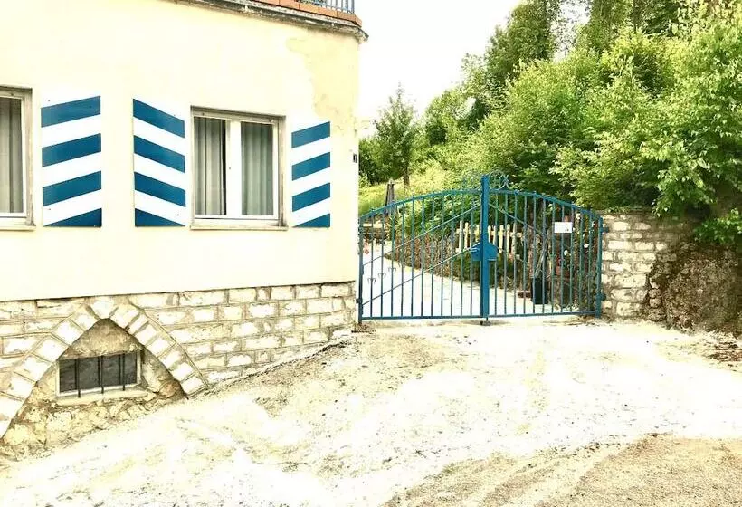 Majatalo Villa In Velden