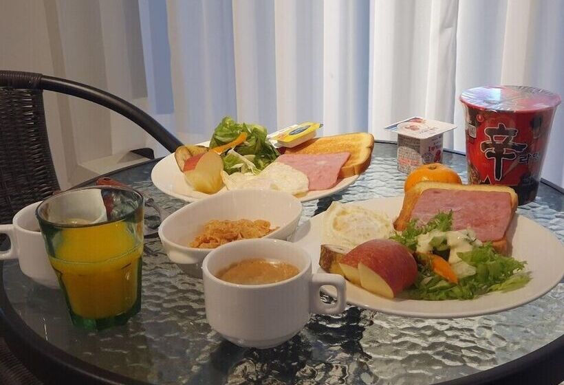 Vallas Hotel & Guest House