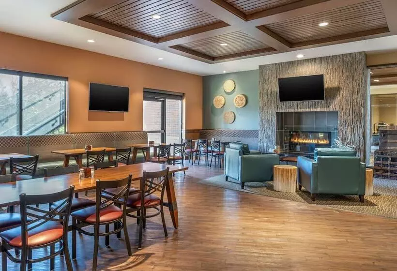 酒店 Best Western Premier Boulder Falls Inn