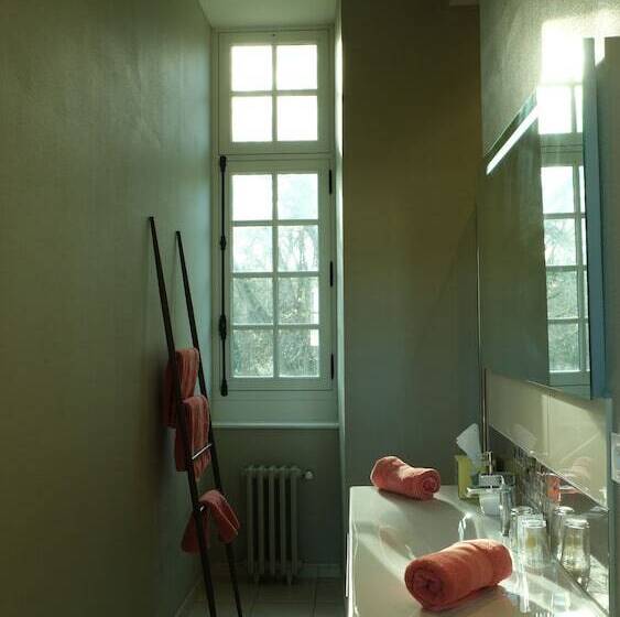 هتل Chateau De Briançon