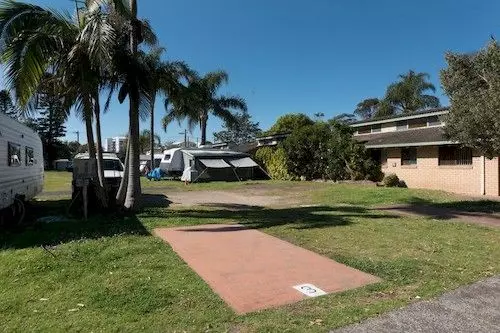 酒店 El Lago Waters Tourist Park