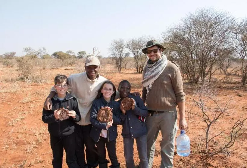 호텔 Etali Safari Lodge