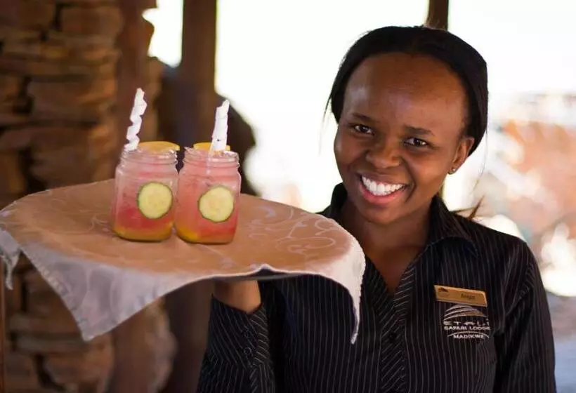 호텔 Etali Safari Lodge