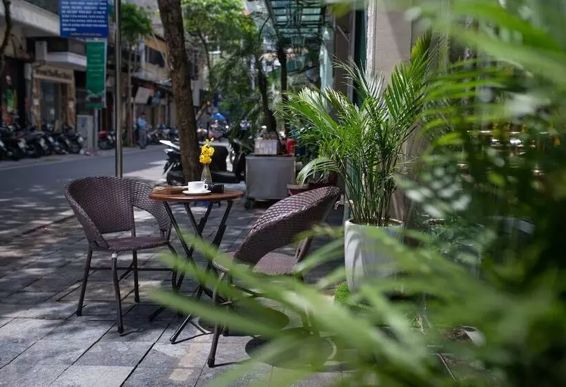 Hanoi Diamond King Hotel & Travel