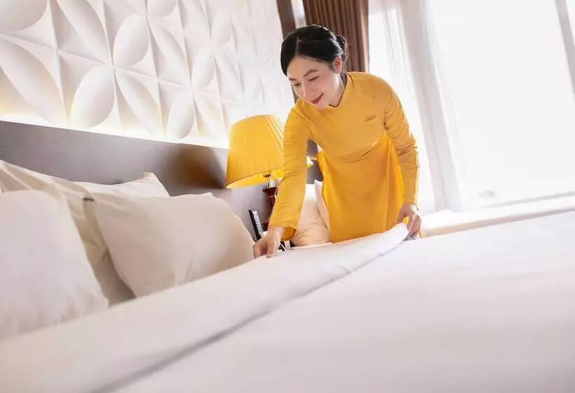 Hanoi Diamond King Hotel & Travel