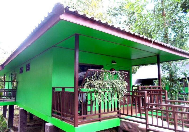 فندق Khao Sok River & Jungle Resort