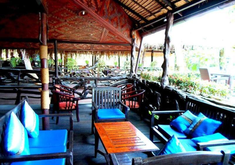 فندق Khao Sok River & Jungle Resort