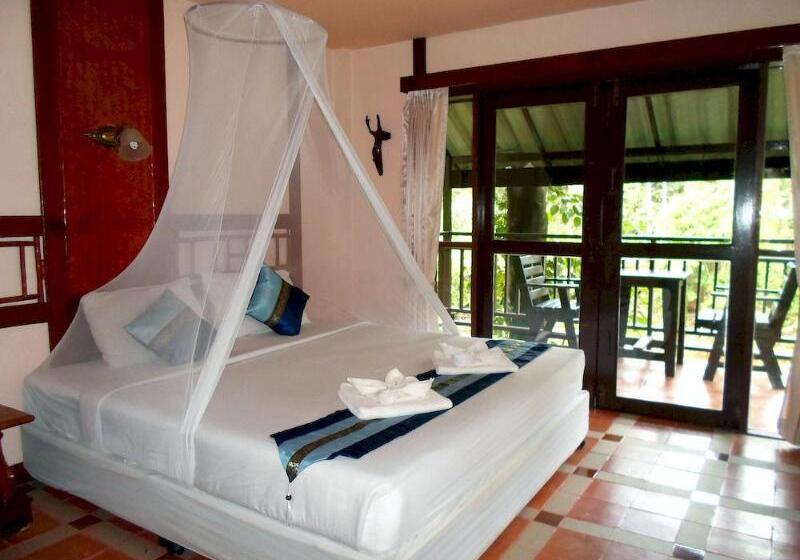 فندق Khao Sok River & Jungle Resort