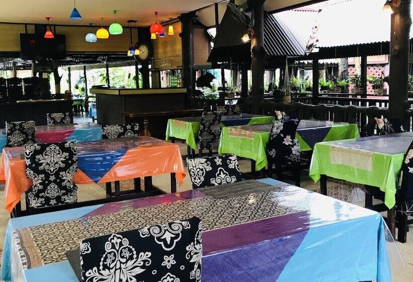 فندق Khao Sok River & Jungle Resort