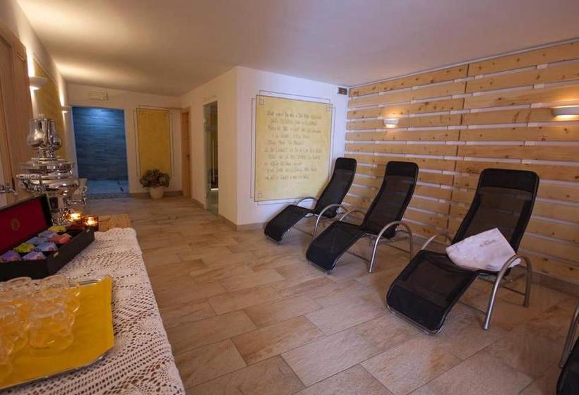 Отель La Molinella