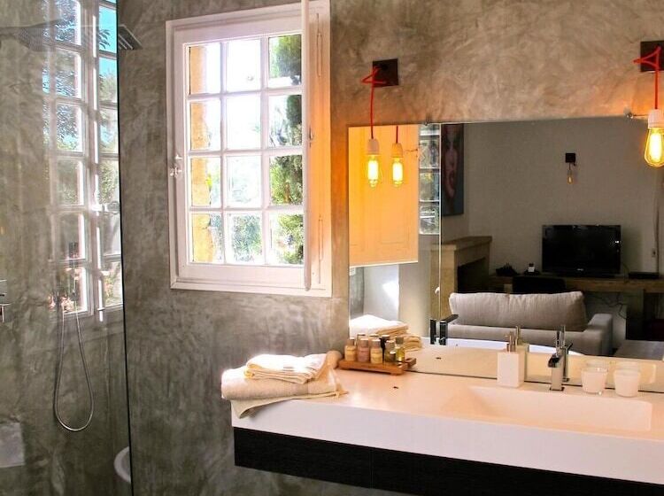 בית מלון כפרי L'artemise