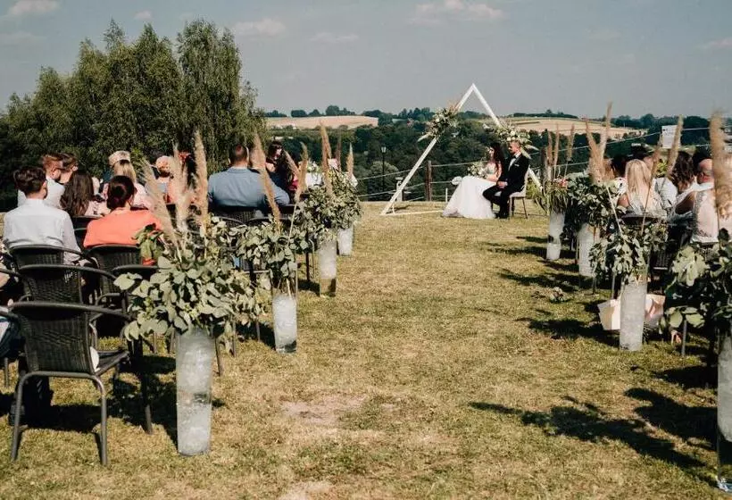 Отель Szary Residence