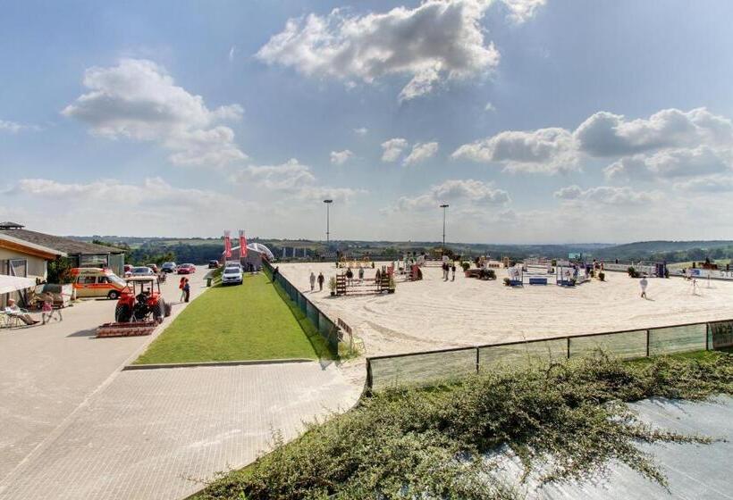 בית מלון כפרי Szary Residence