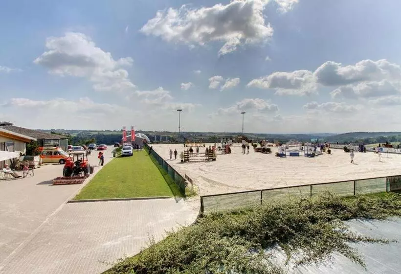 Отель Szary Residence