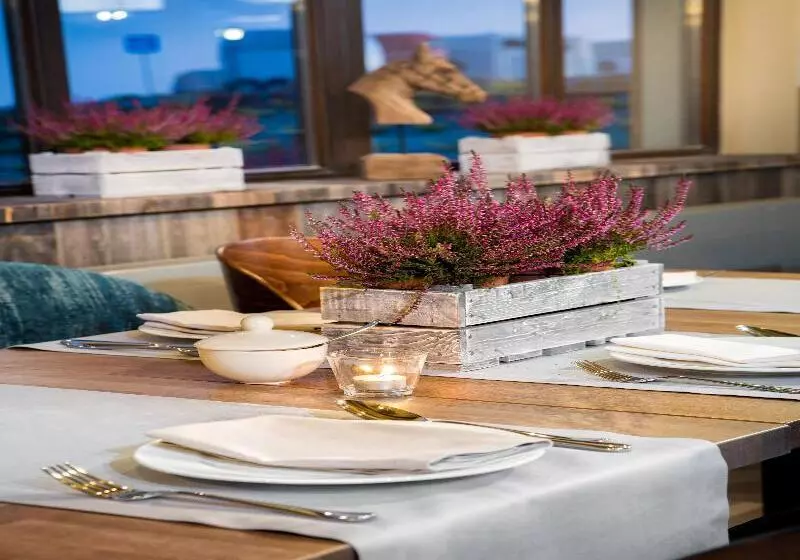 Отель Szary Residence