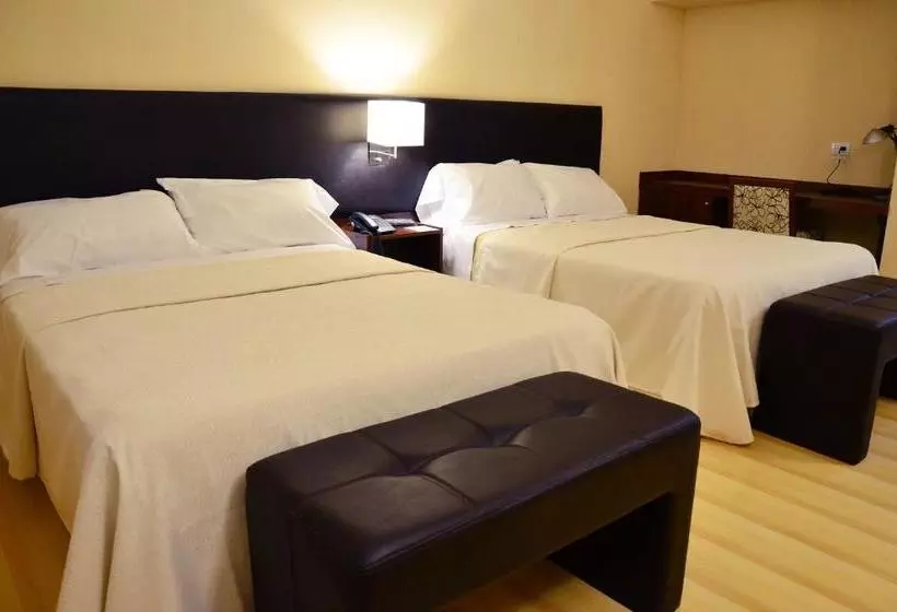 Le Parc Hotel & Suite