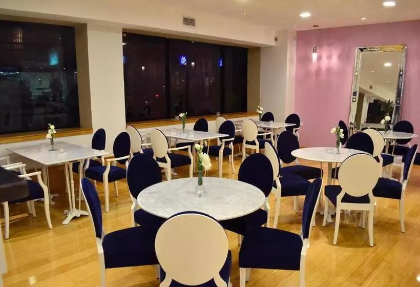 Le Parc Hotel & Suite