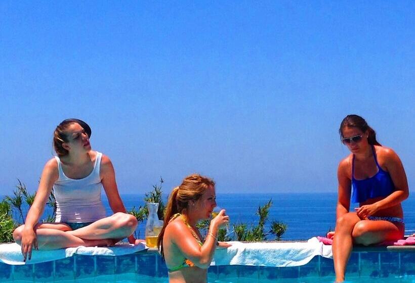 Paradise Beach Hostel