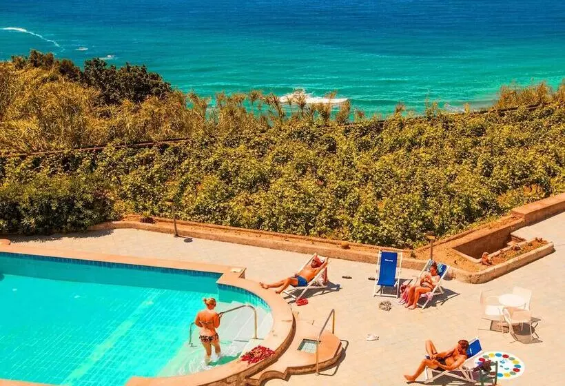 Paradise Beach Hostel