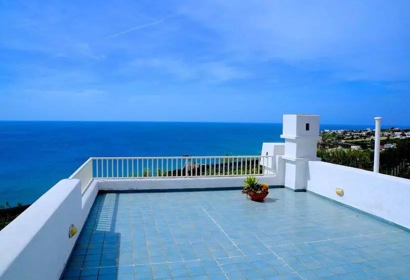 Paradise Beach Hostel