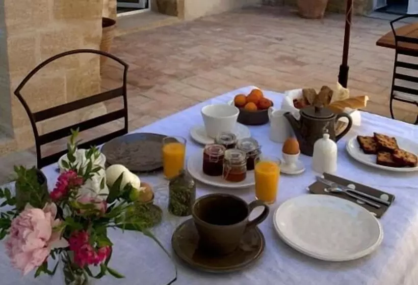 膳宿费 Chambres D Hôtes La Maison De Léonie