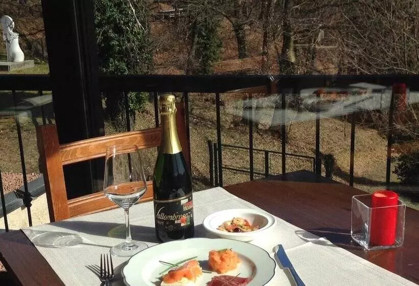 ベッドアンドブレックファースト Wine & Art Relais Vallombrosa